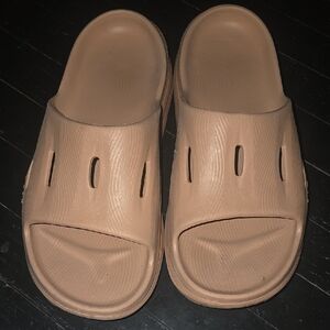 Hoka Women's Sandals in Tan/blush